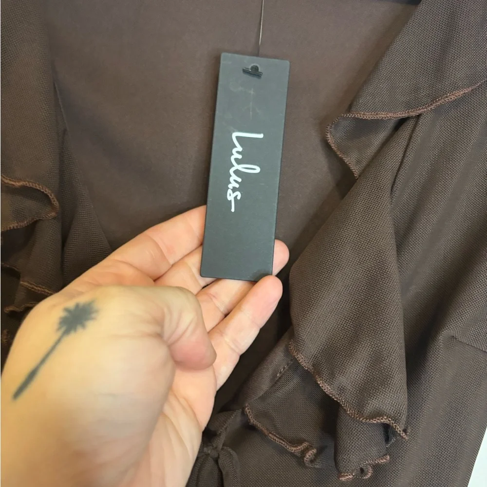 Lulu's Chocolate Ruffle Tie-Front Blouse - Picture 3 of 5